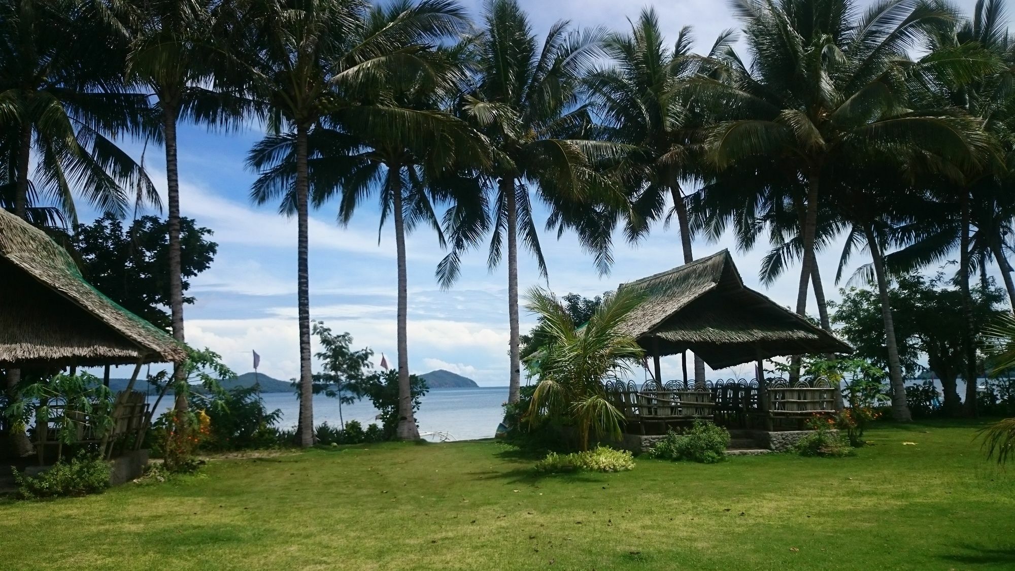 Kahamut-An Beach And Cottages Puerto Princesa Exterior foto