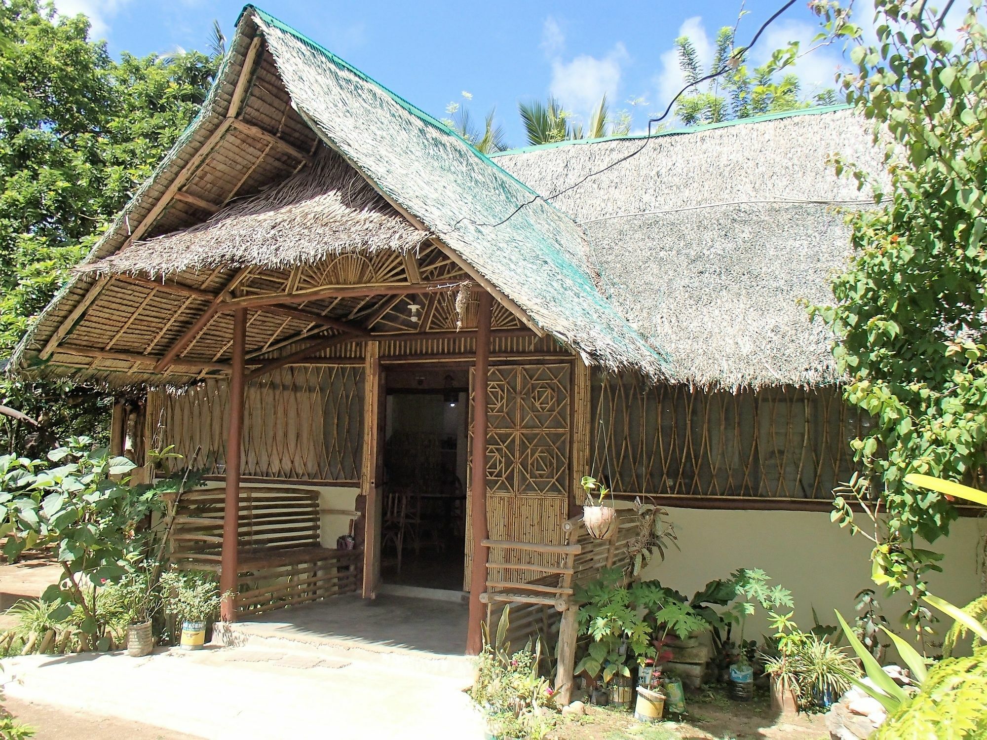 Kahamut-An Beach And Cottages Puerto Princesa Exterior foto