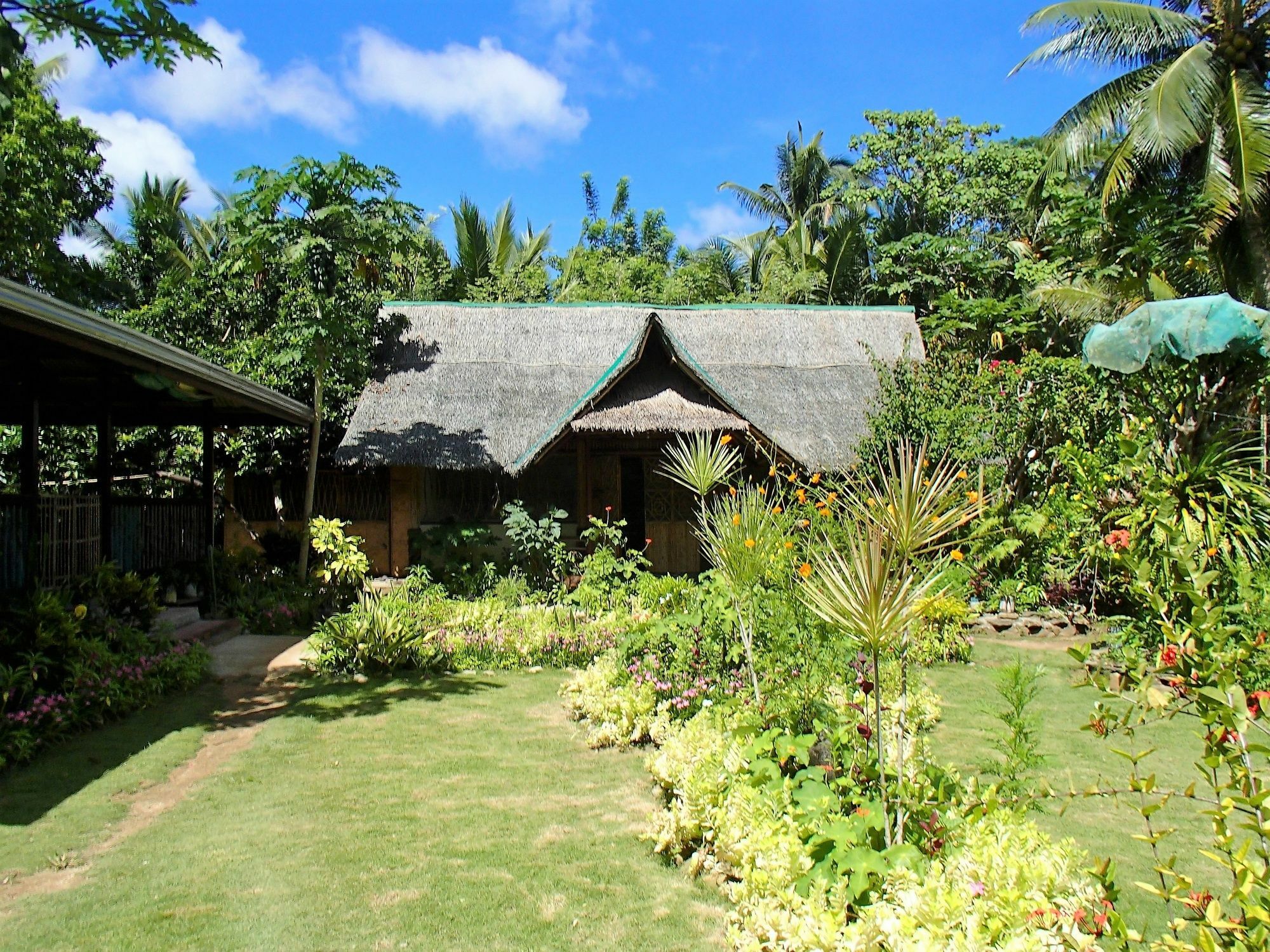 Kahamut-An Beach And Cottages Puerto Princesa Exterior foto